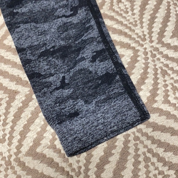 Gymshark adapt camo seamless leggings black size small womens - Picture 2 of 9